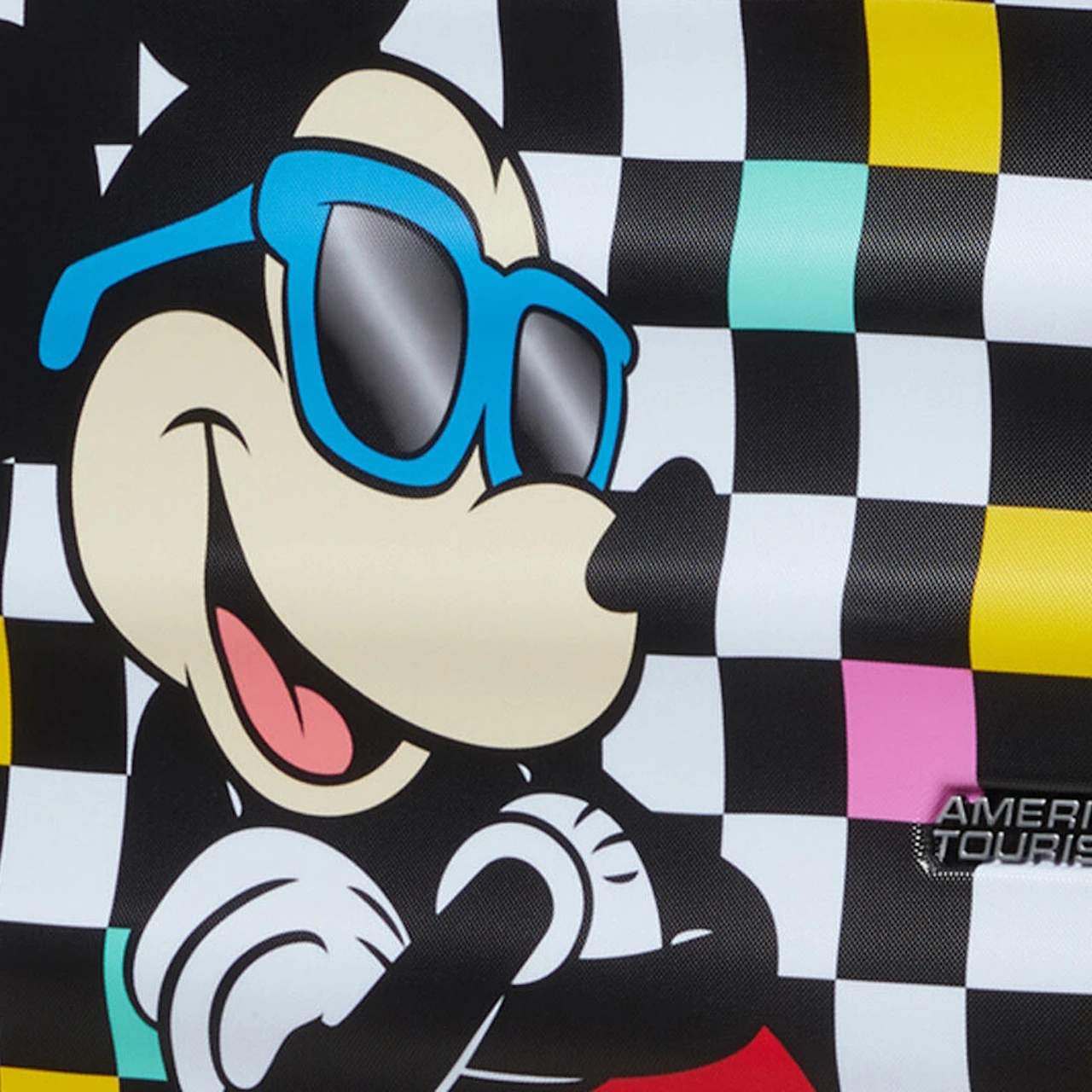 American Tourister Wavebreaker Disney MC 4 Wheel Large Suitcase - 77cm 10 American Tourister Wavebreaker Disney MC 4 Wheel Large Suitcase - 77cm - Image 8