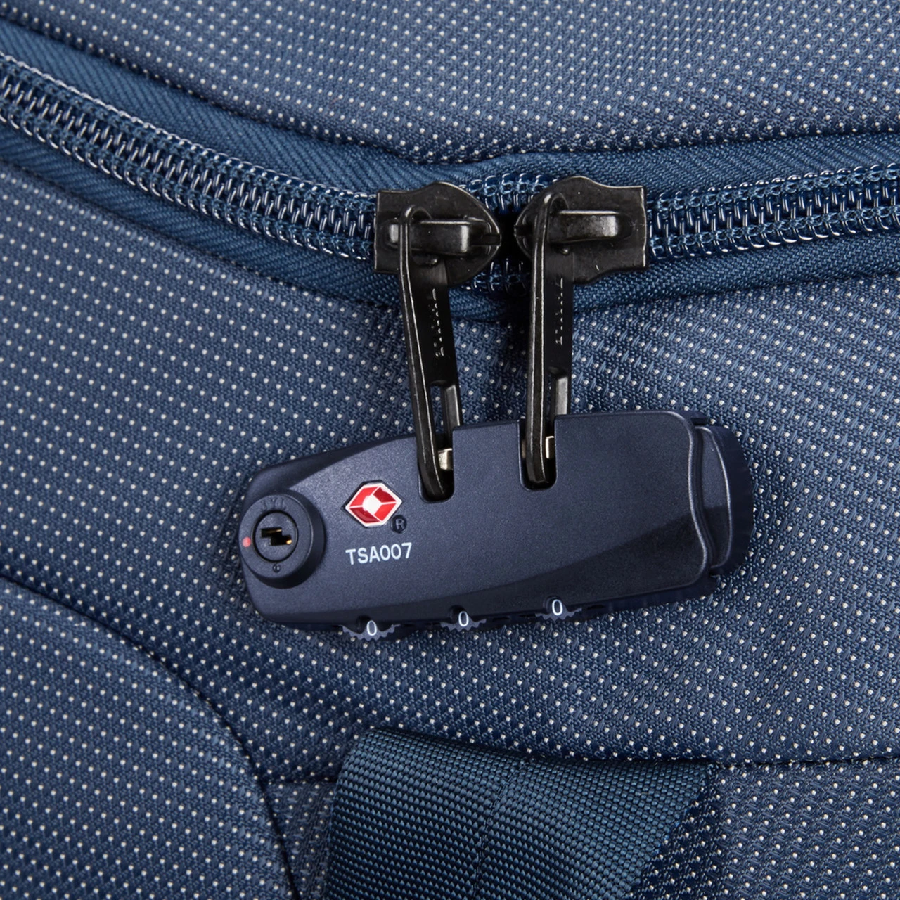 Thule Crossover 2 Wheeled Duffle - 76cm - Image 16