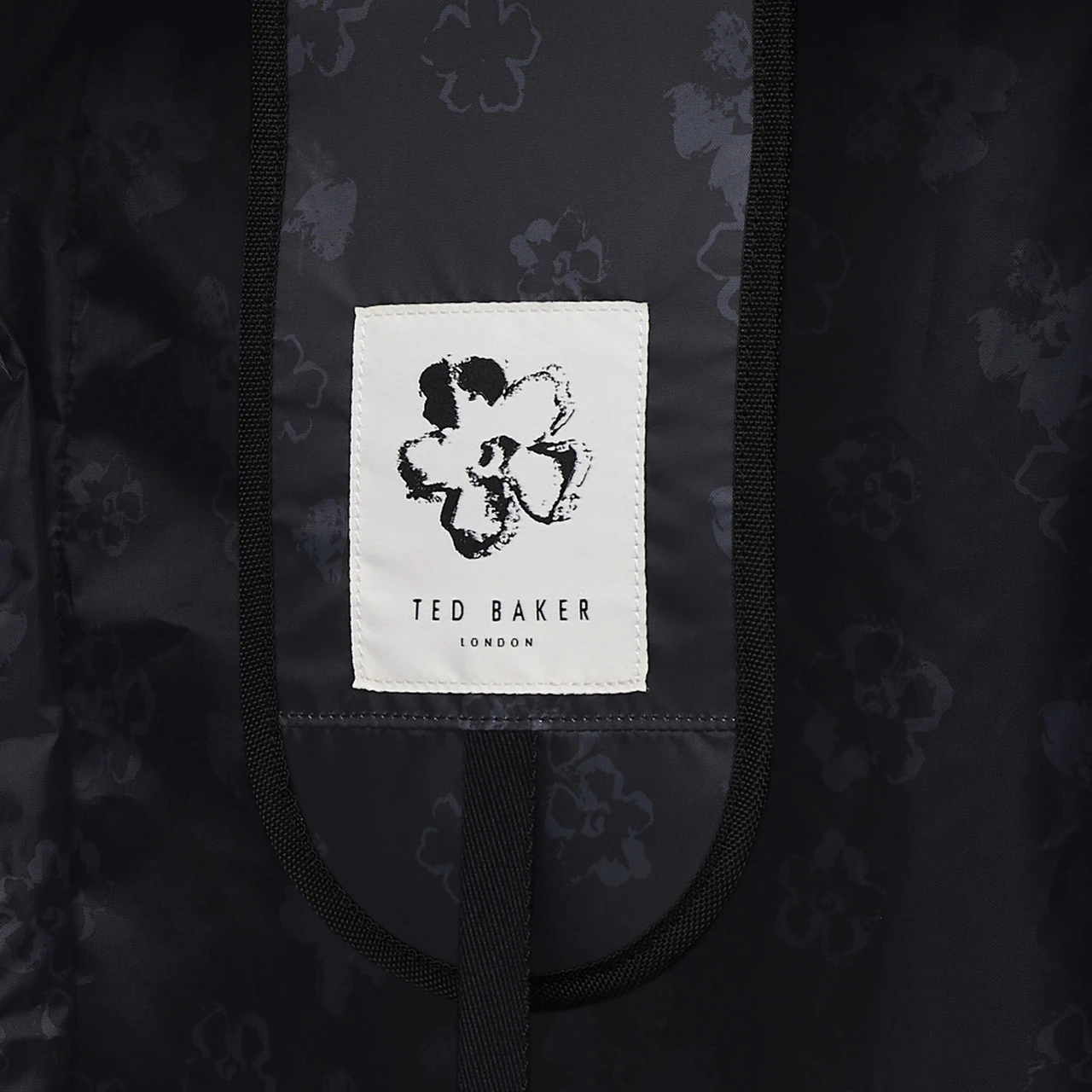 Ted Baker Albany Eco 4 Wheel Large Suitcase - 80cm 12 Ted Baker Albany Eco 4 Wheel Large Suitcase - 80cm - Image 10