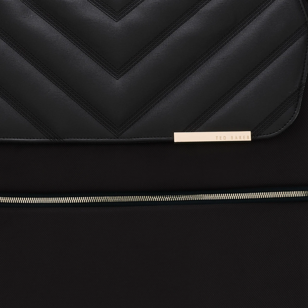 Ted Baker Albany Eco 4 Wheel Large Suitcase - 80cm 11 Ted Baker Albany Eco 4 Wheel Large Suitcase - 80cm - Image 9