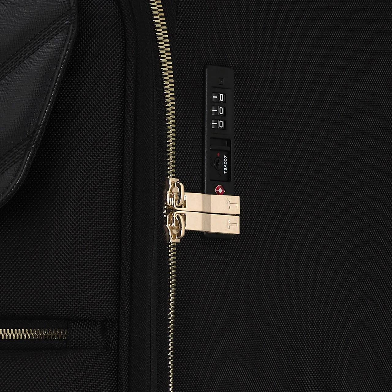 Ted Baker Albany Eco 4 Wheel Medium Suitcase - 69cm 8 Ted Baker Albany Eco 4 Wheel Medium Suitcase - 69cm - Image 6