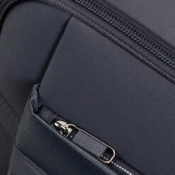 Samsonite Airea 4 Wheel Strict Cabin Suitcase - 55cm 41 Samsonite Airea 4 Wheel Strict Cabin Suitcase - 55cm -Travelpro Store airea zipper puller 1 92467.1689156639