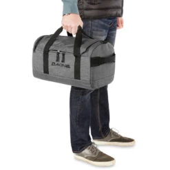Dakine EQ 25L Duffle Bag - 43cm -Travelpro Store bw d10002933 1200 4 57950.1682695134