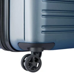 Delsey Segur 2.0 4 Wheel Suitcase - 70cm 29 Delsey Segur 2.0 4 Wheel Suitcase - 70cm -Travelpro Store delsey segur 2.0 detail 7 3 68278.1654081866