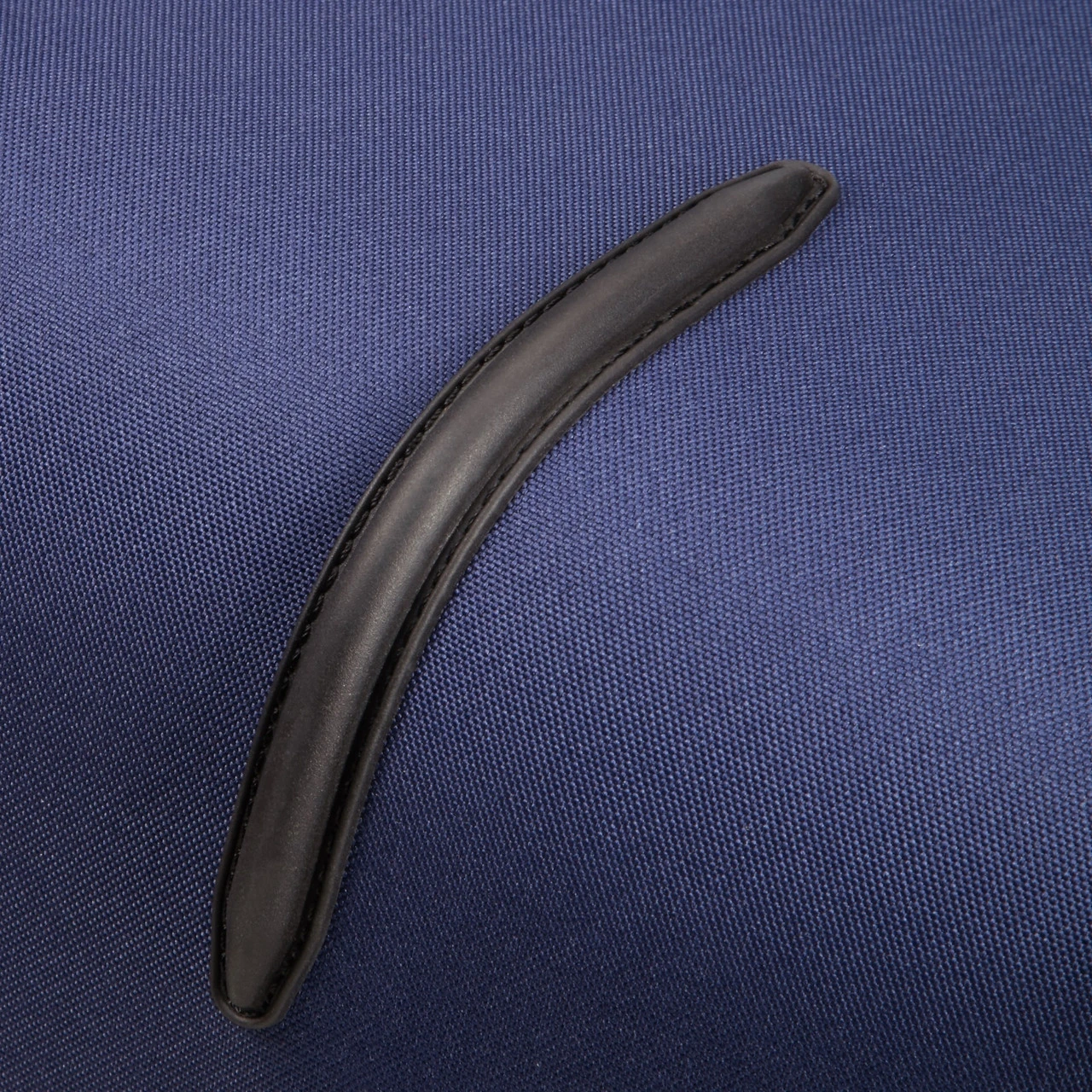 American Tourister Holiday Heat 3 Piece Luggage Set - 55cm, 67cm & 79cm 15 American Tourister Holiday Heat 3 Piece Luggage Set - 55cm, 67cm & 79cm - Image 13